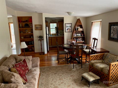 Carlie’s Cabin Photo 2