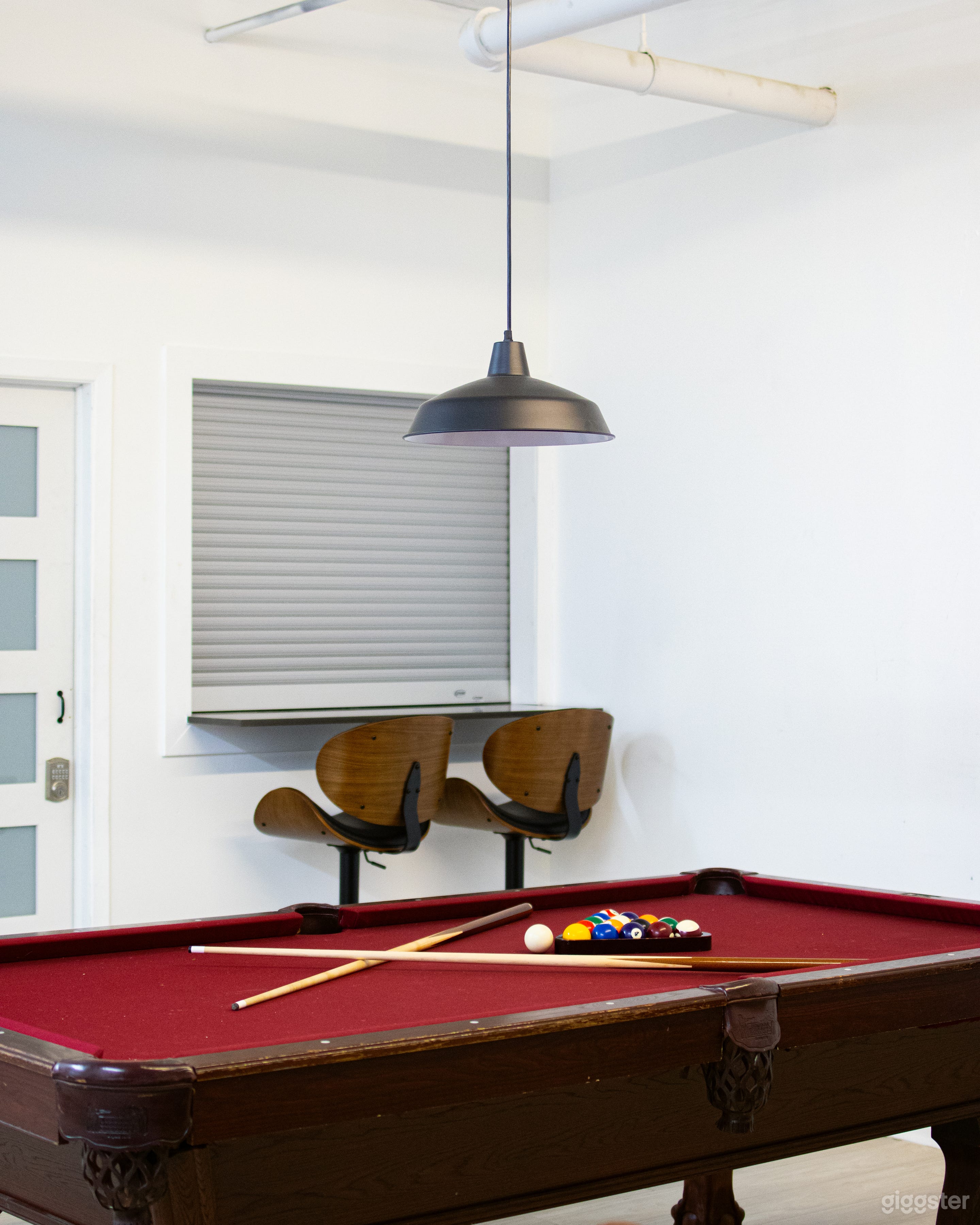 Spacious Photo & Video Studio with White Cyc Wall Photo 2