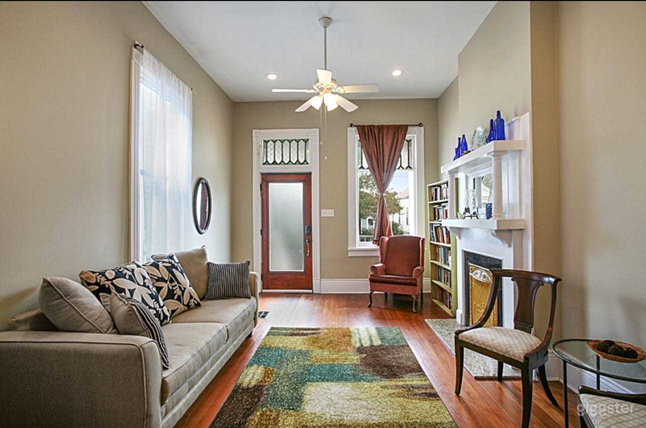 Uptown Victorian-Style Duplex Photo 4