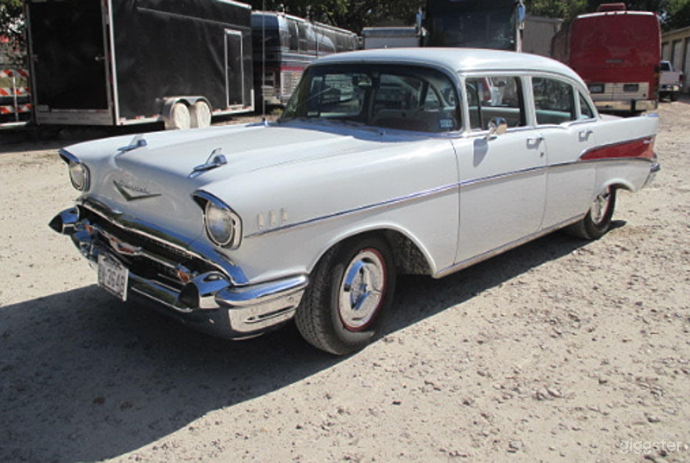 Ultimate 1957 Chevy Classic Vintage Car  Photo 1