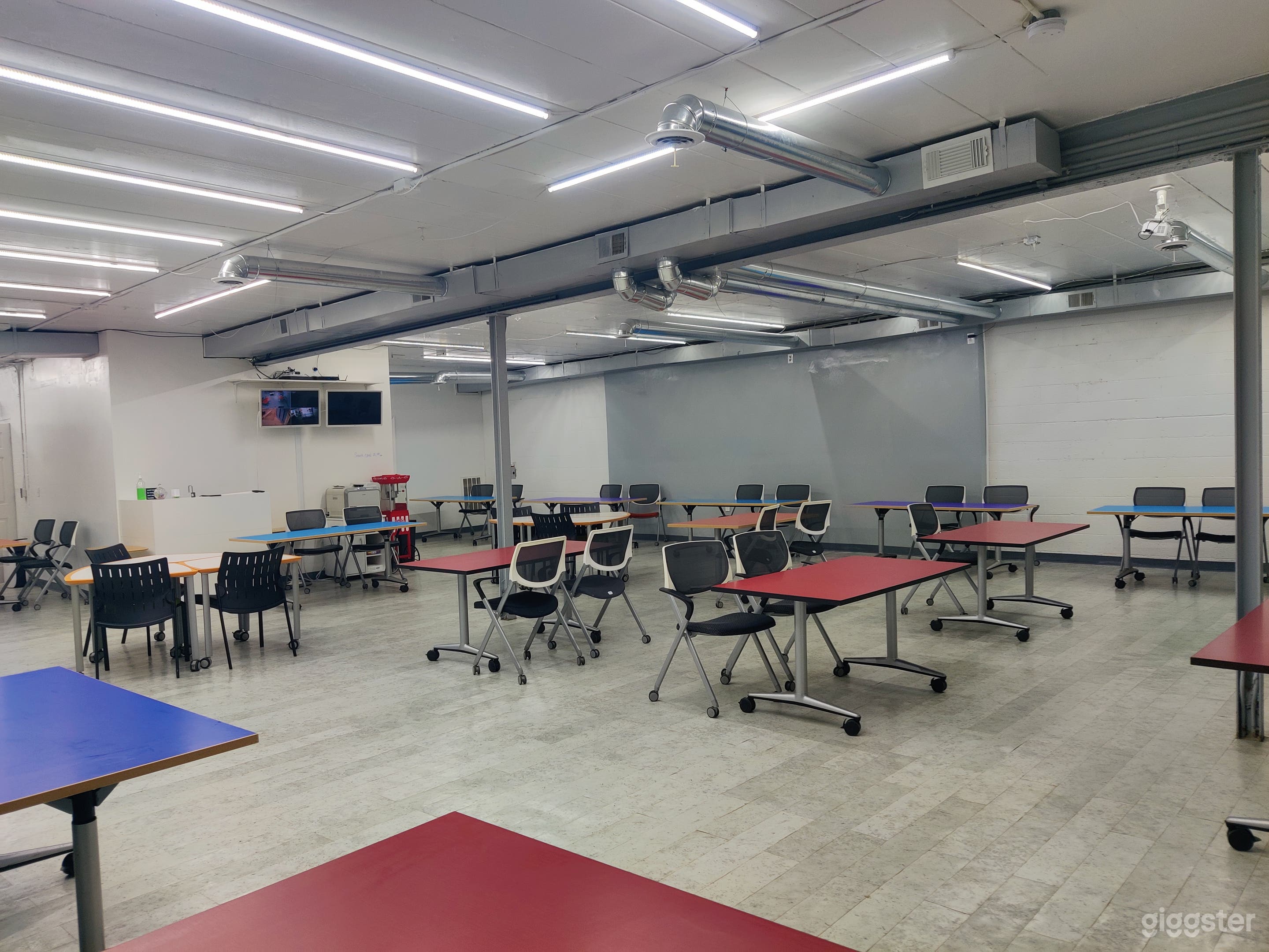 Perfect Spot for Networking &amp; other Special Events Photo 4