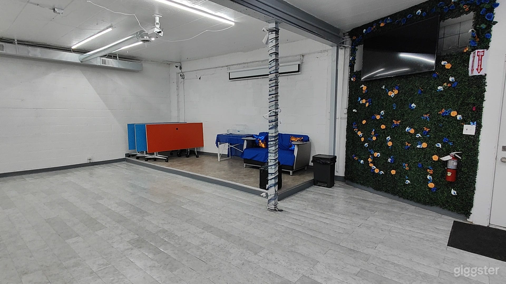 Perfect Spot for Networking &amp; other Special Events Photo 1