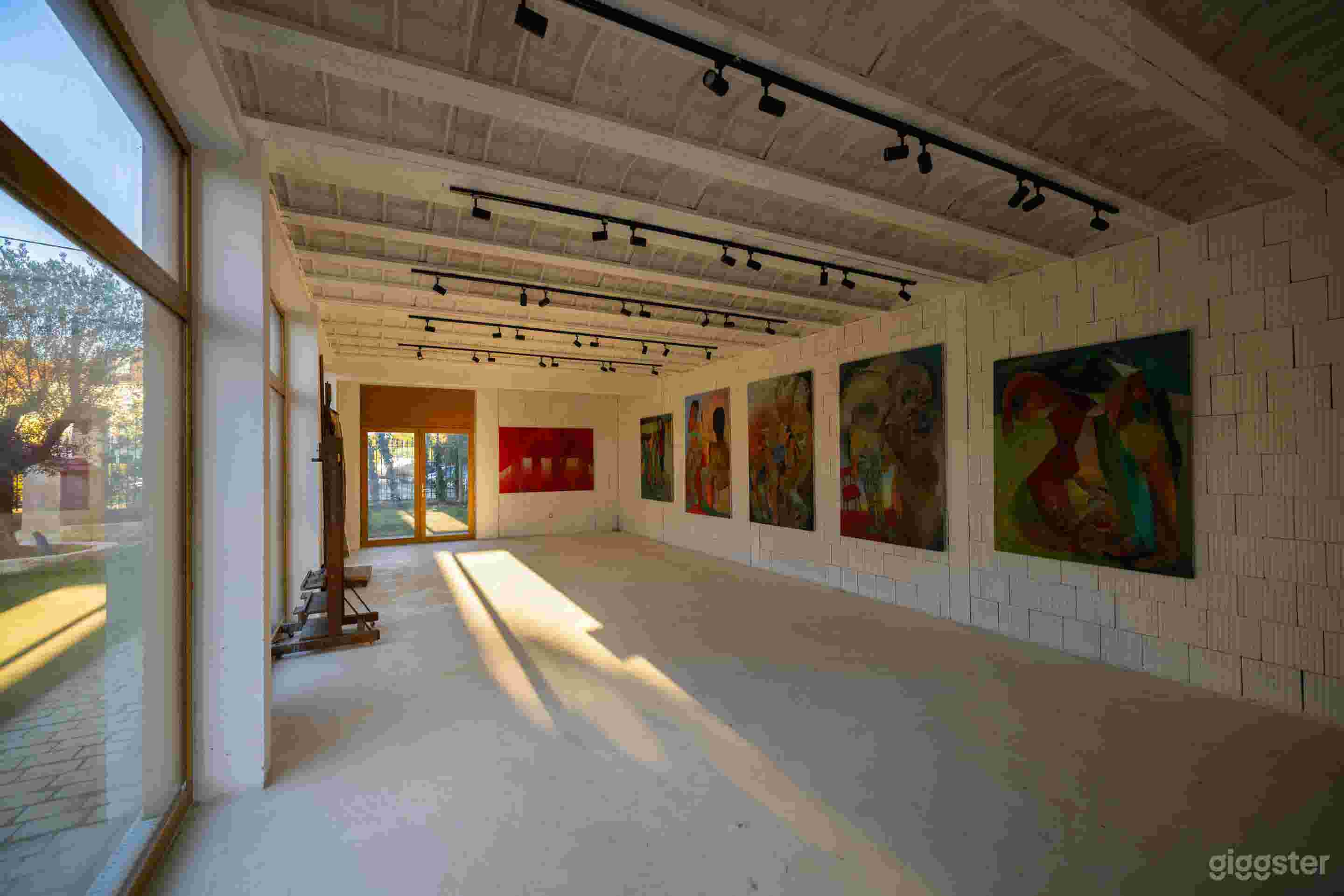 Historic Gallery &amp; Garden – Inspiring Space for Film &amp; Photo Photo 4