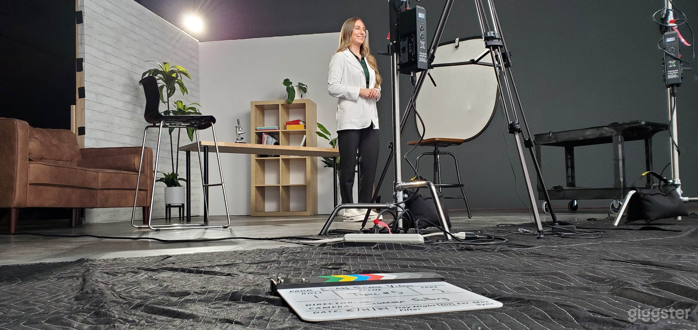 Video &amp; Photography Production Studio w/ Cyc Wall Photo 3