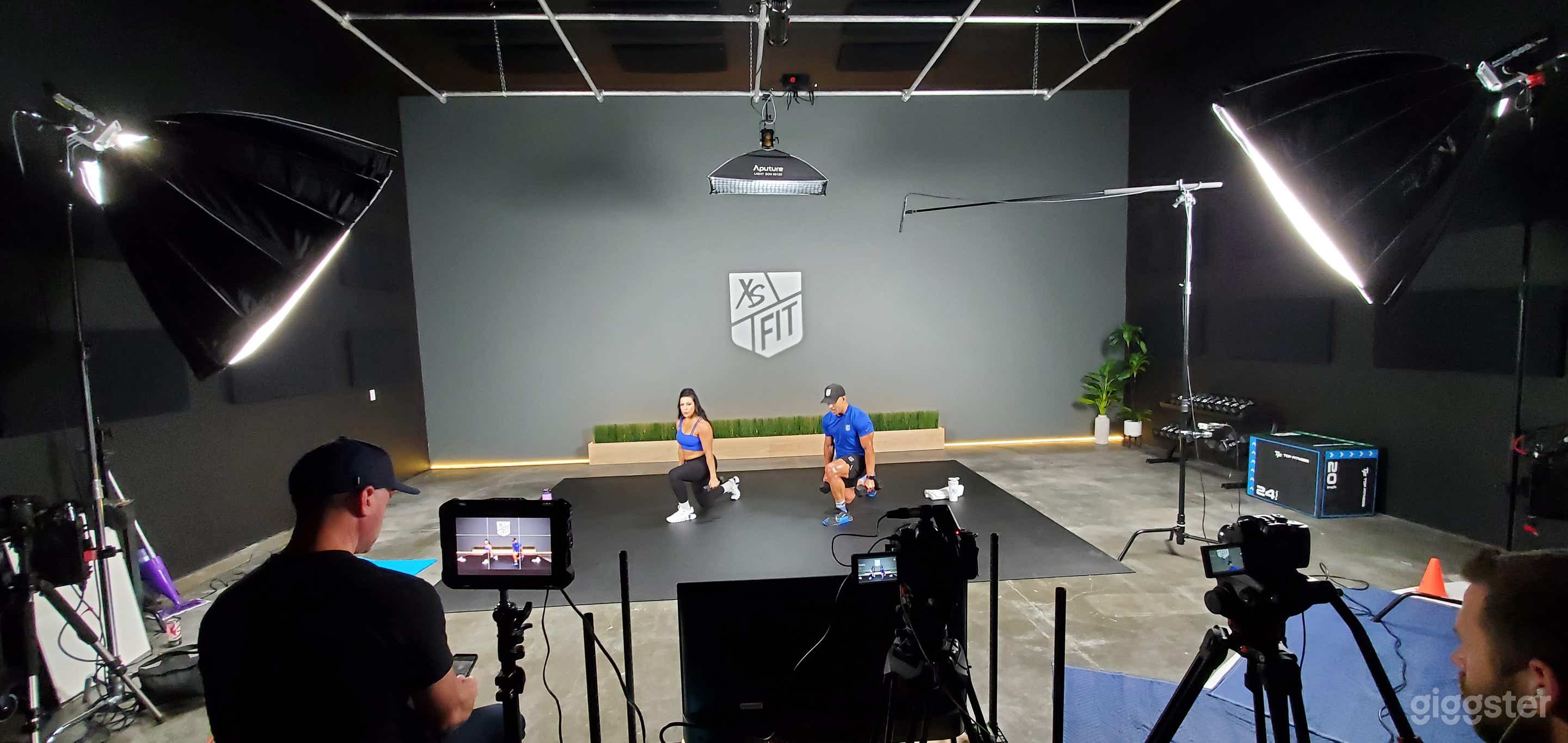 Video &amp; Photography Production Studio w/ Cyc Wall Photo 1