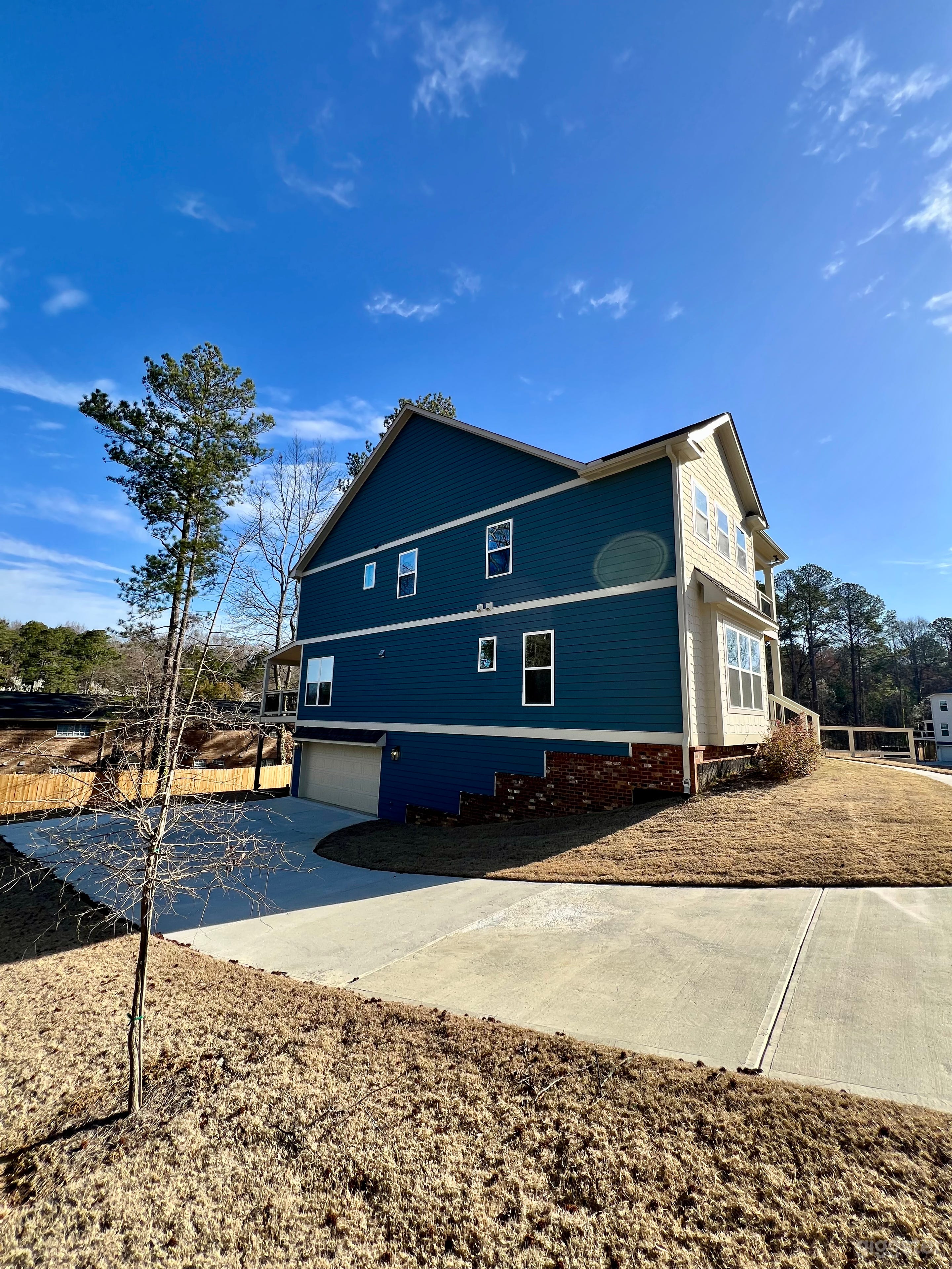 The Beautiful Stonegate Blue Photo 2