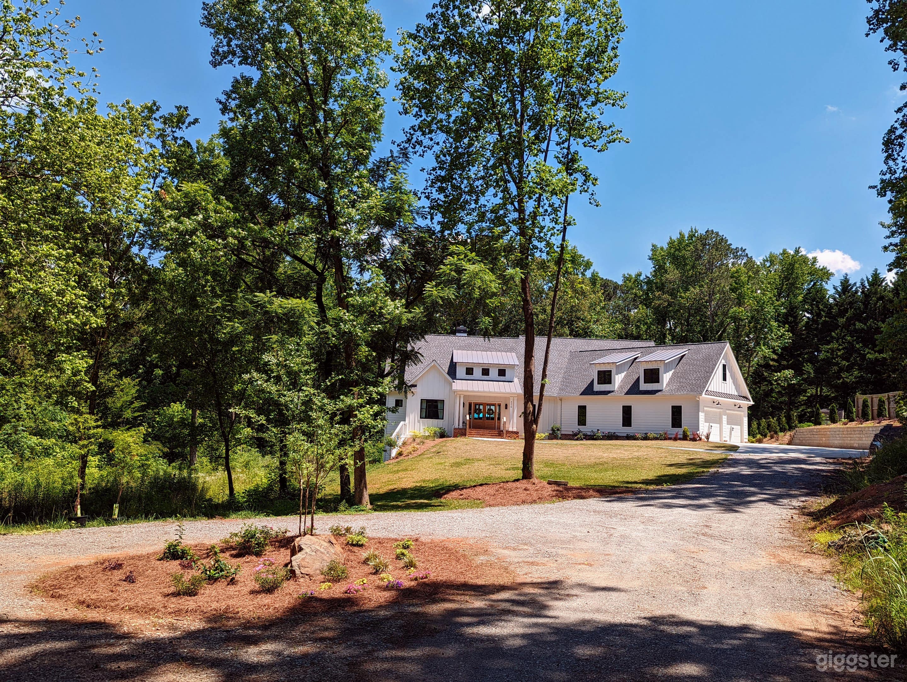 Ample parking on 2.5 acres.