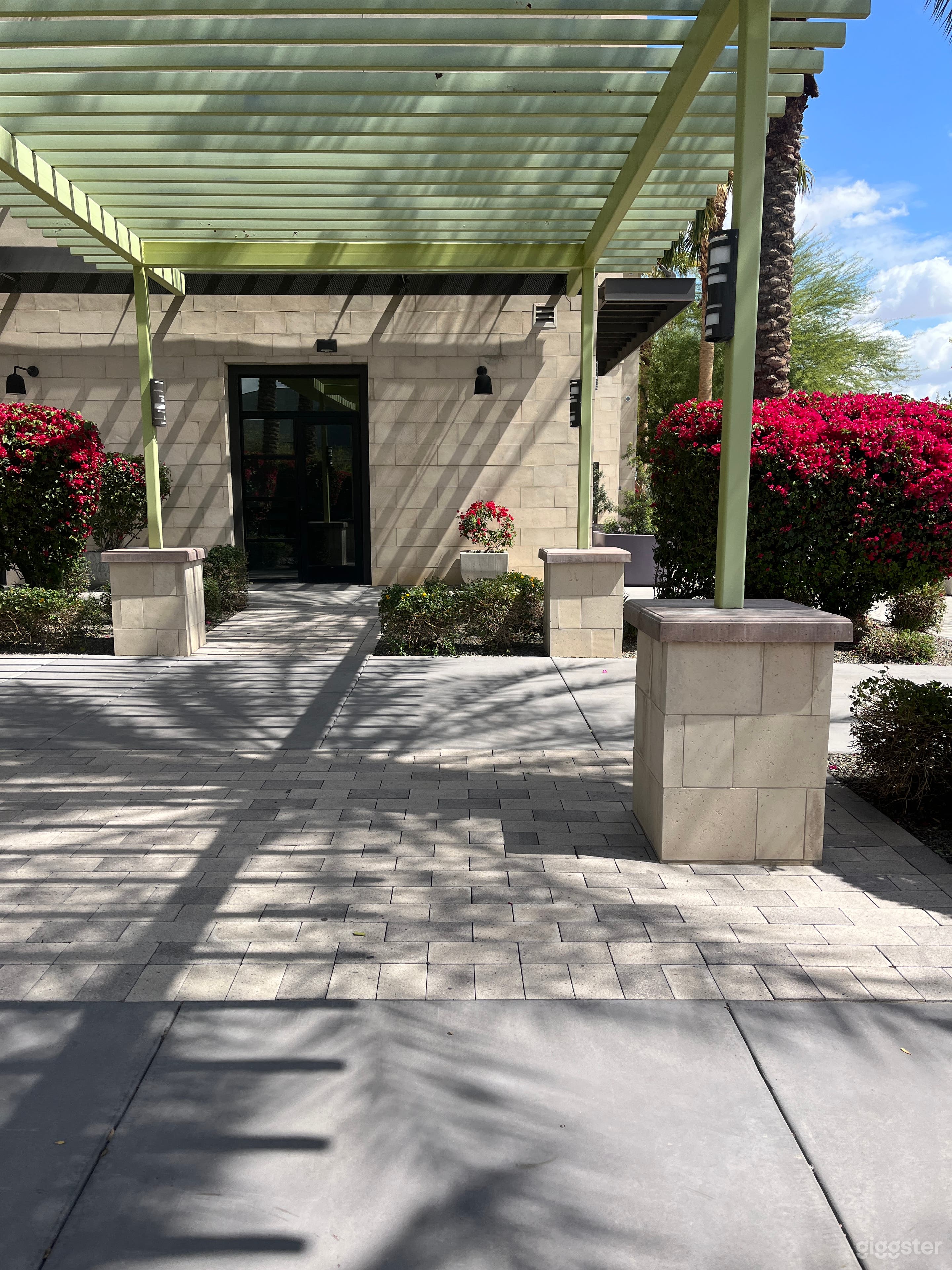 Bright Phoenix Arts District creative space  Photo 3