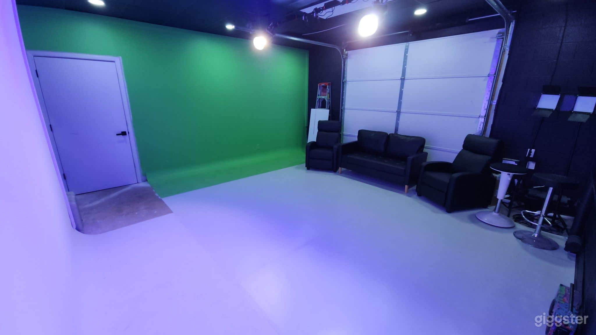 Cyclorama Studio for Photo &amp; Video Photo 2