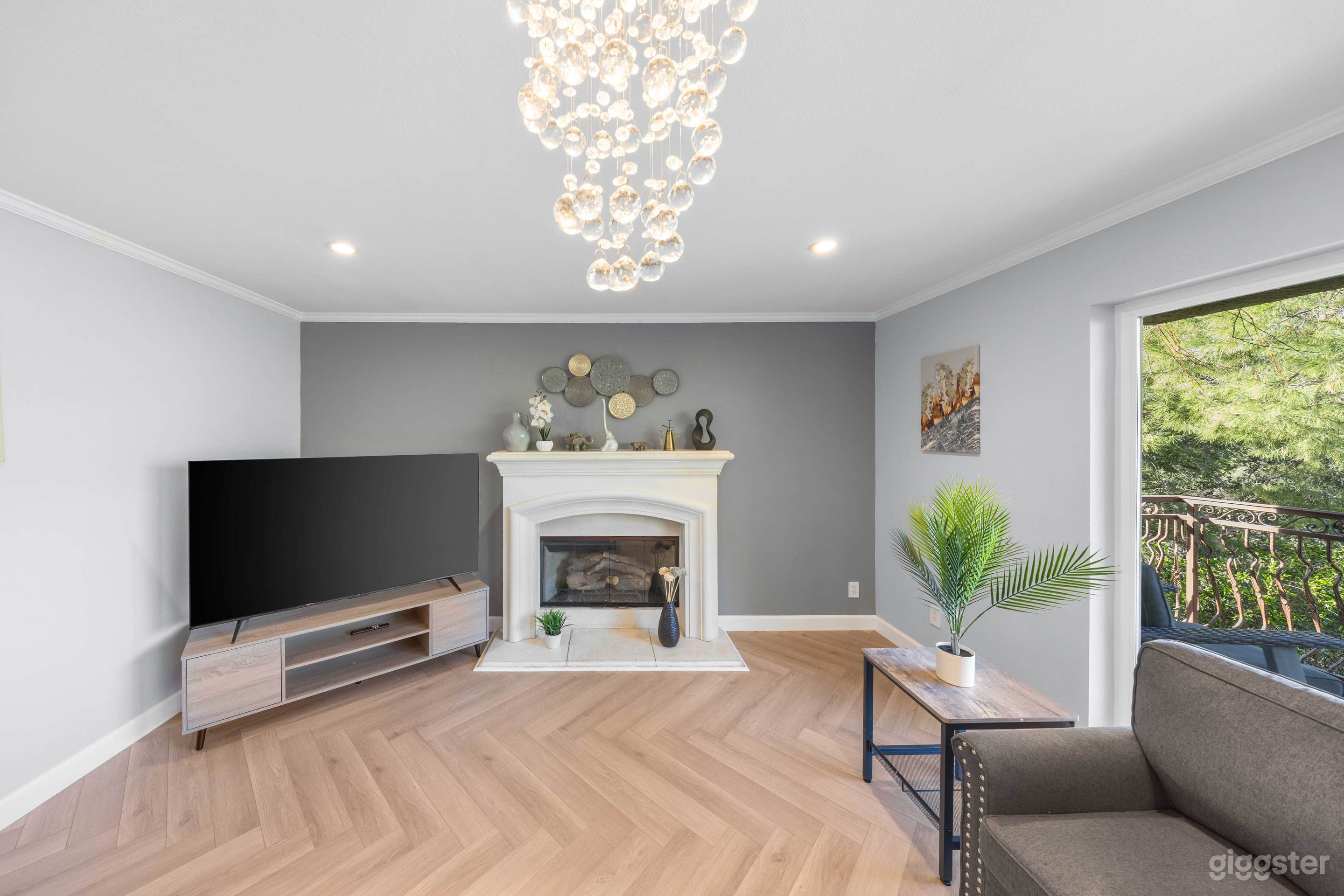 Tranquil Hideaway • Private Retreat with Mountain Views Photo 2