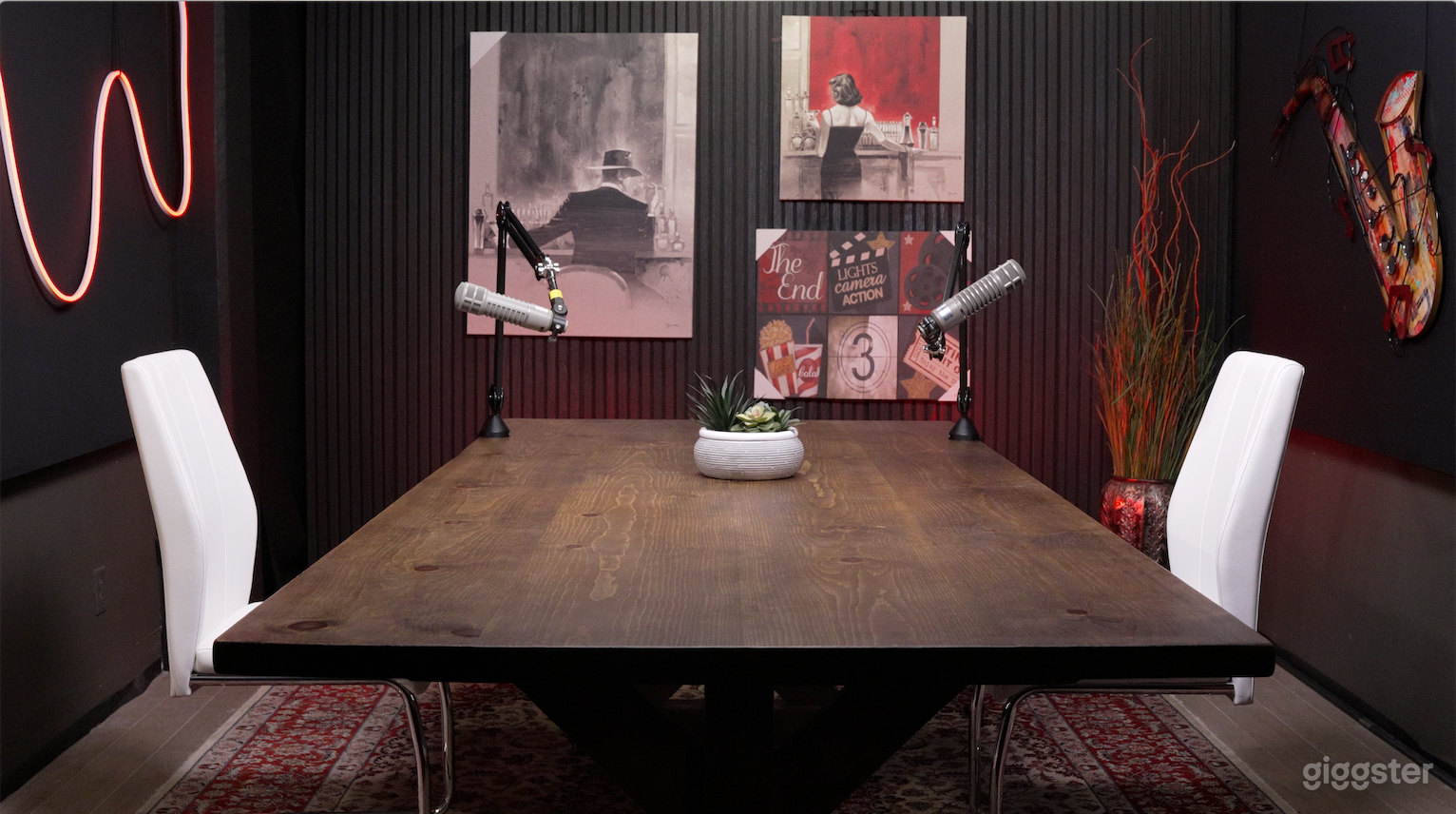 Your Ultimate Podcasting Haven Photo 1