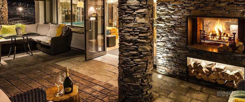 THE ATTIC ROOM Photo 3