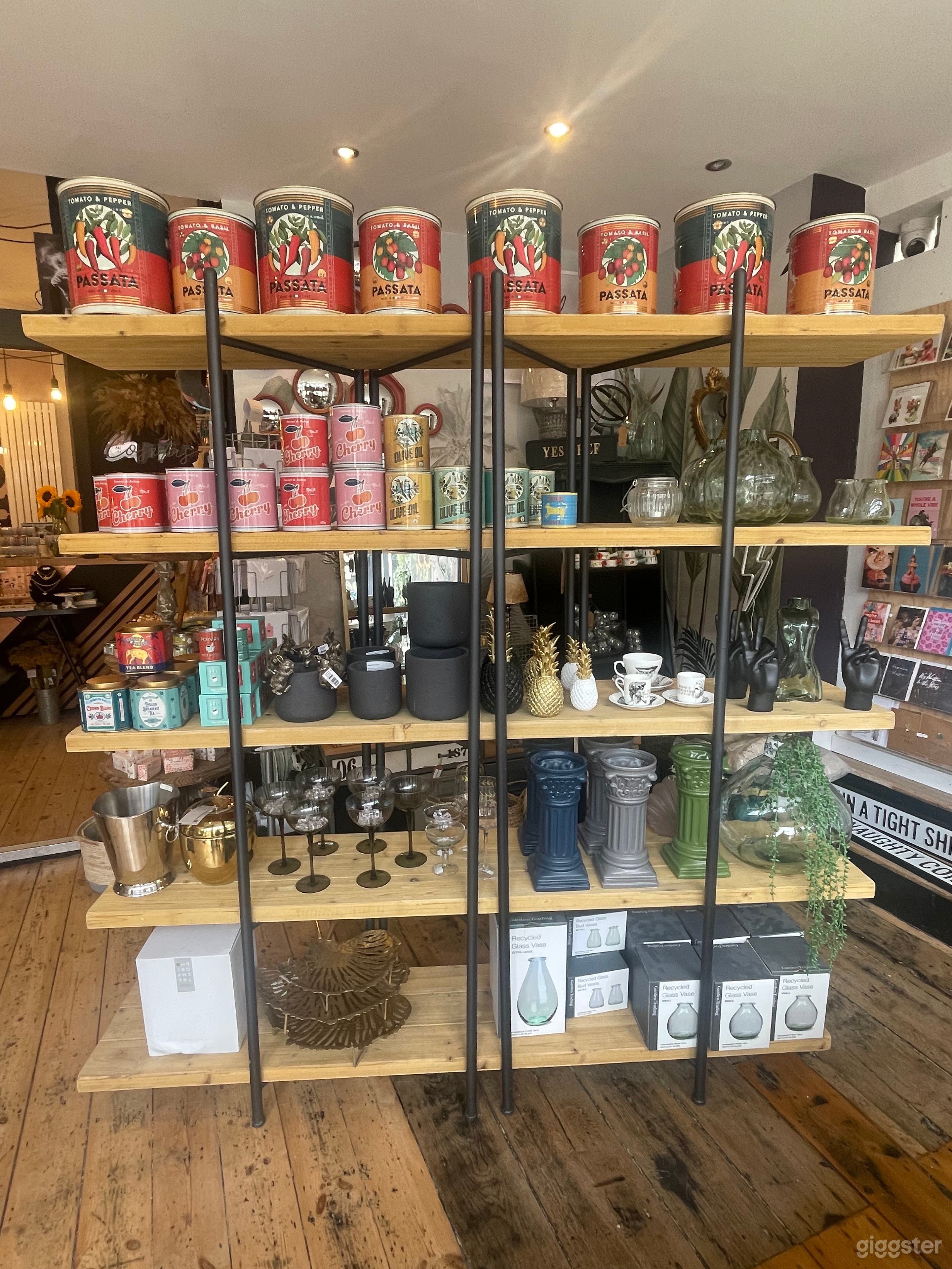 Gift Shop in Stunning 18th Century Building Photo 2