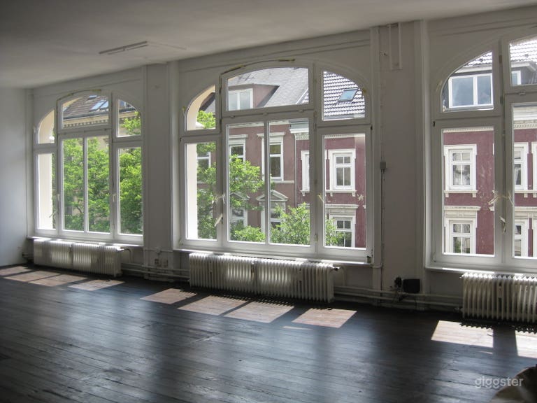  Heller, lichtdurchfluteter Loft für flexible Nutzung 