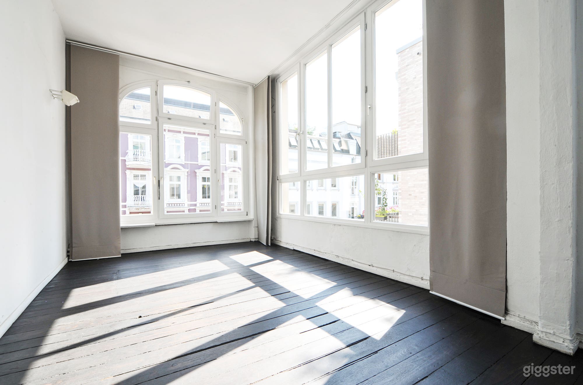Heller, lichtdurchfluteter Loft für flexible Nutzung Foto 3