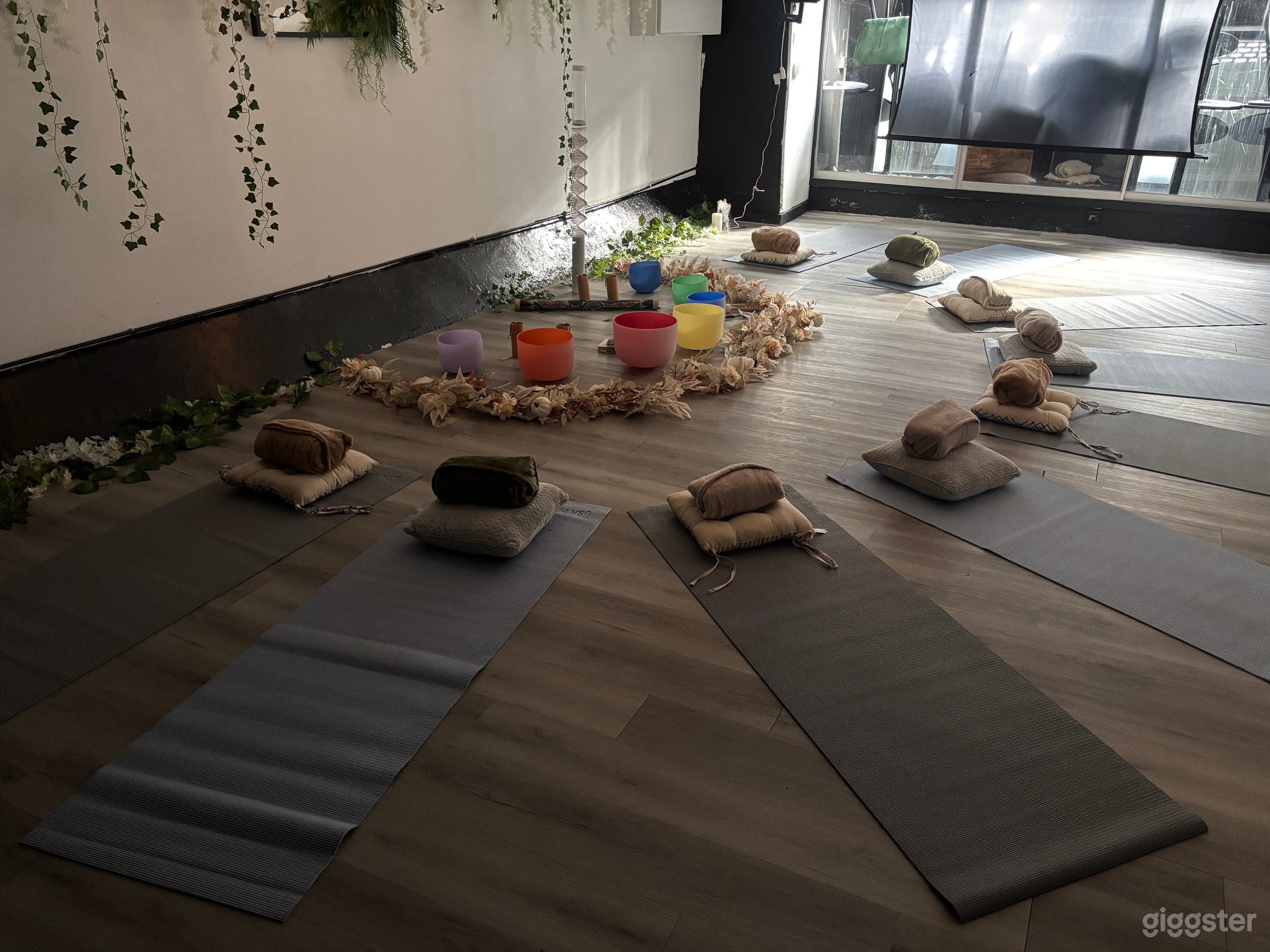 Modern and Cozy 2-Level Venue Photo 3