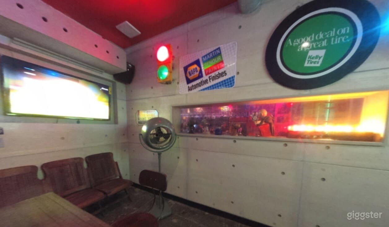 QUEENS PLAZA PRIVATE ROOM Photo 4