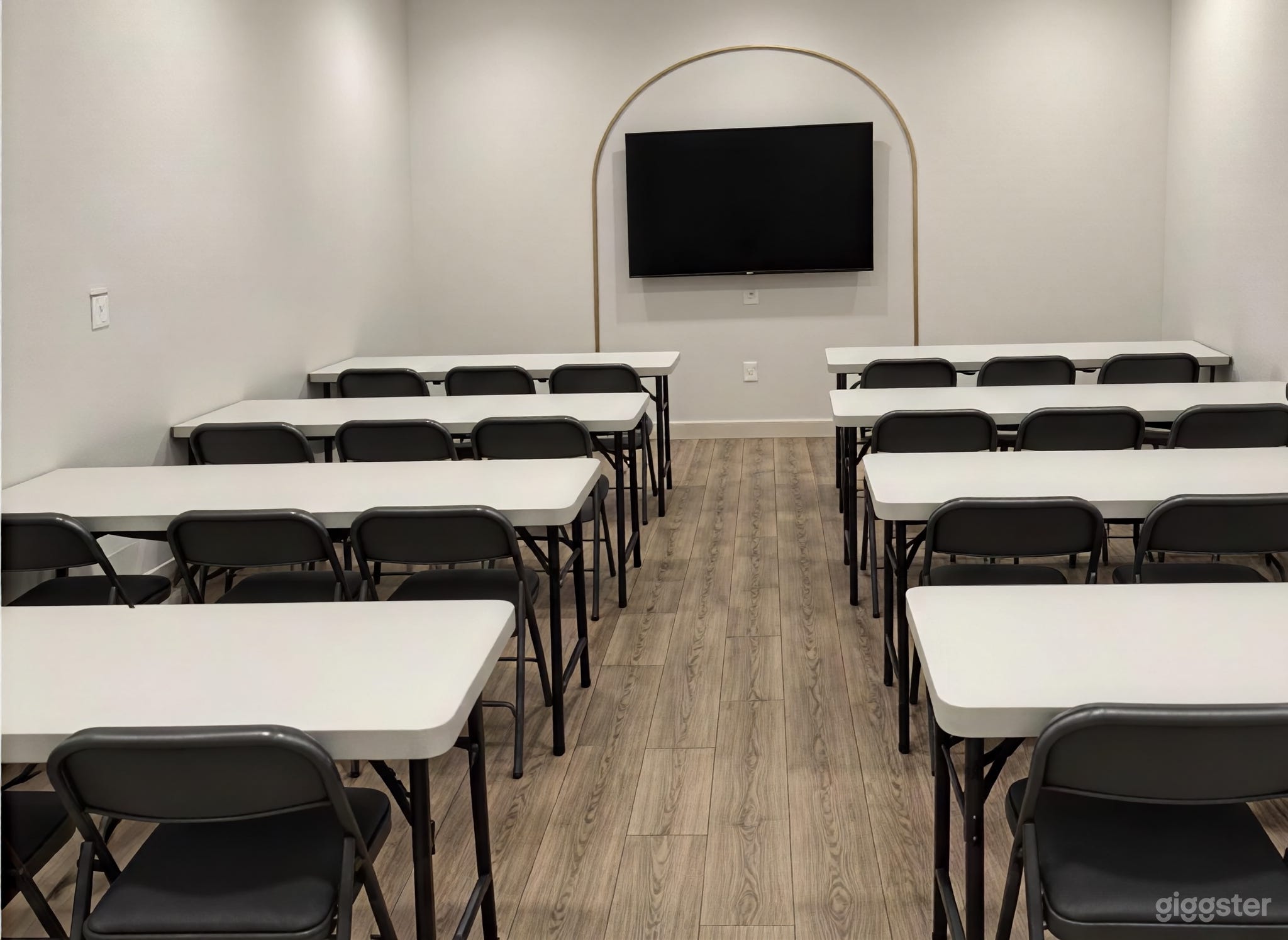 Modern Classroom & Training Room with Wall-Mounted HDTV | Rent this ...