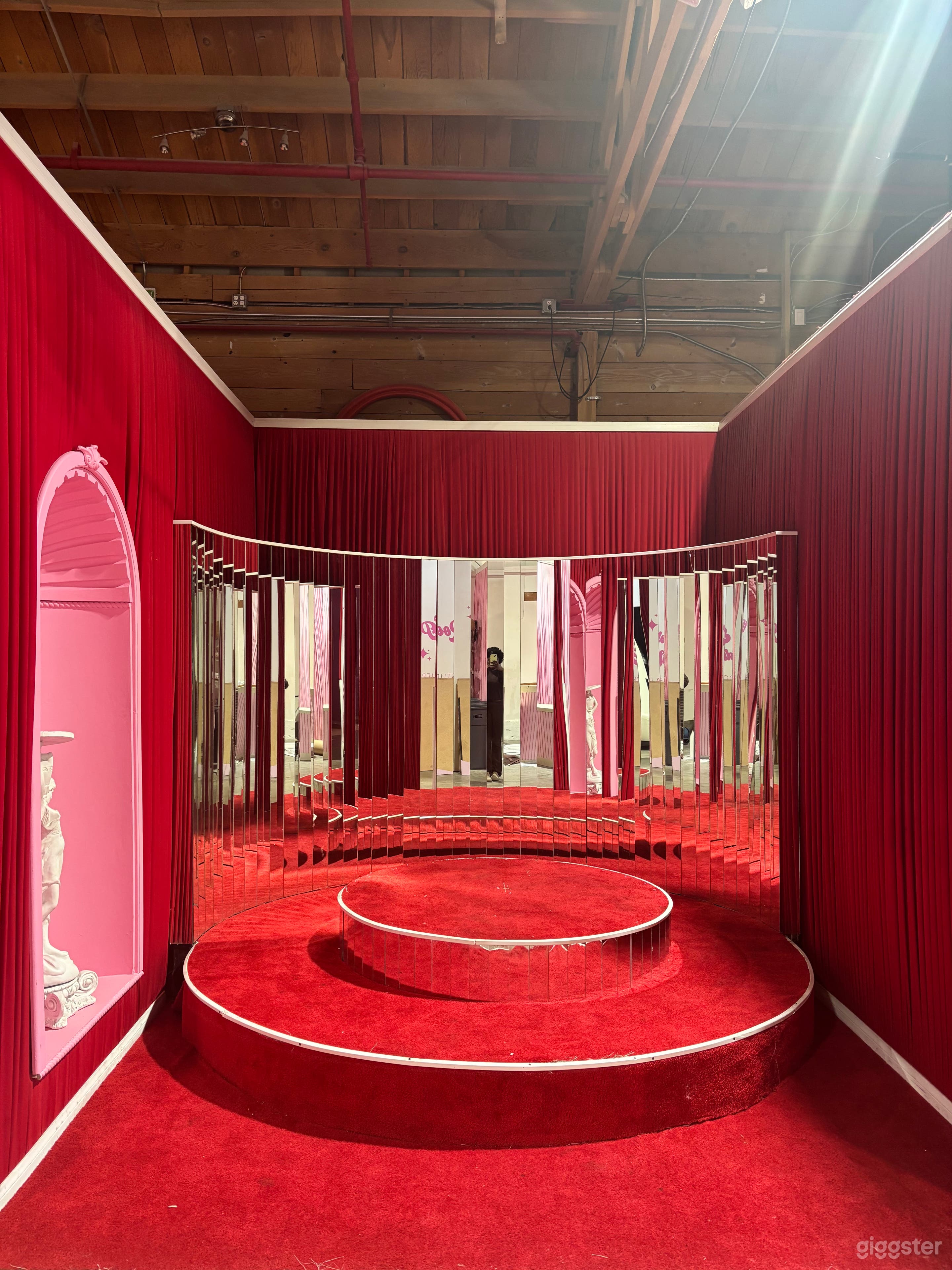 80's / 90’s Red Mirror Room | Powder Room Studio Photo 2