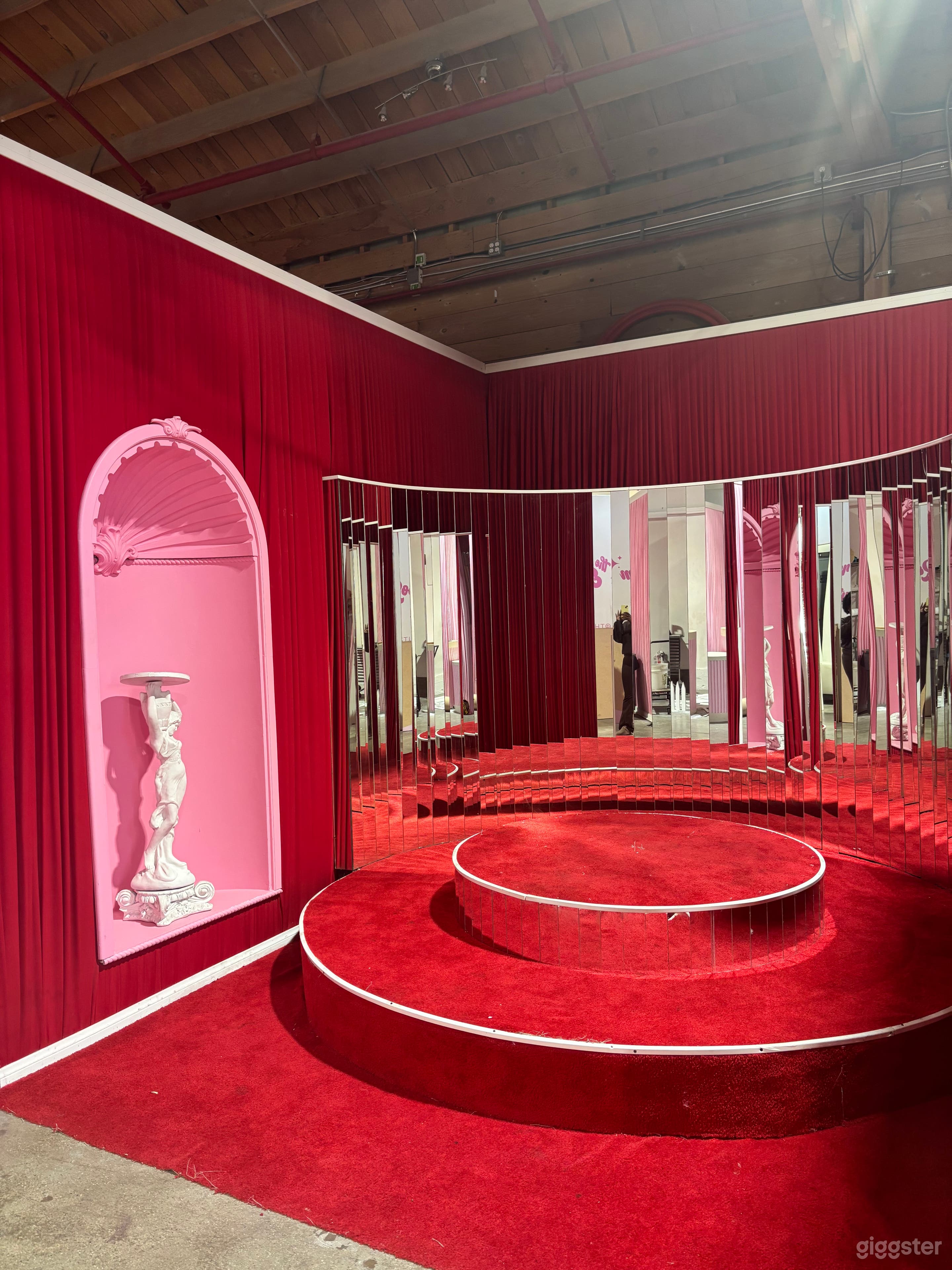 80's / 90’s Red Mirror Room | Powder Room Studio Photo 3
