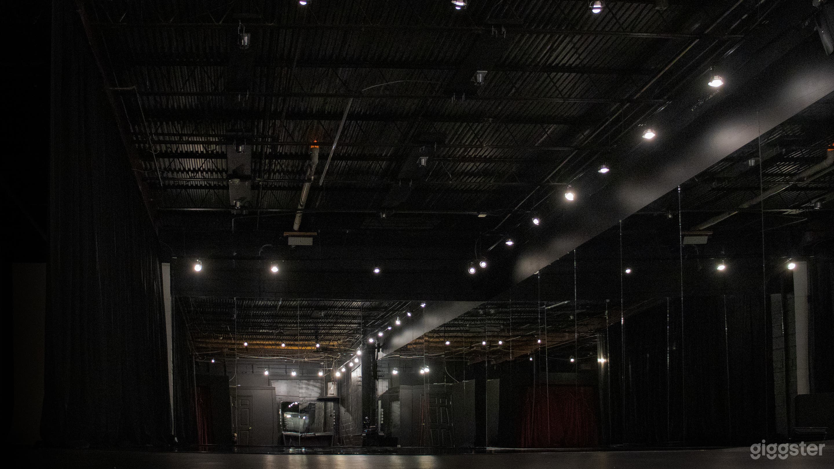 New! Immersive Mirror Studio Set in West Midtown Photo 1