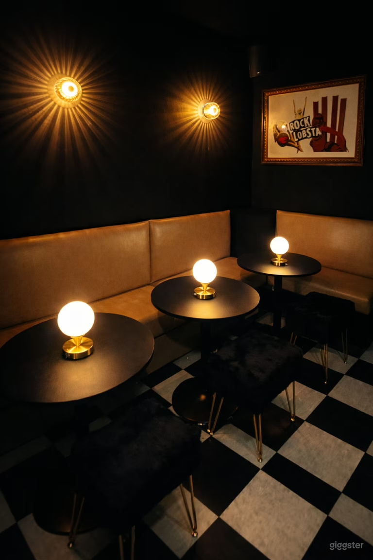  Hidden Speakeasy Cocktail Bar & Lounge 