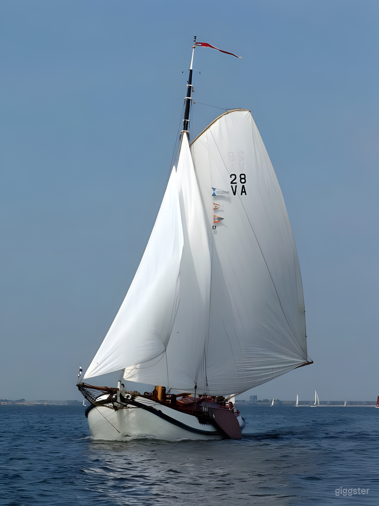  Barco de Vela Holandés Clásico 