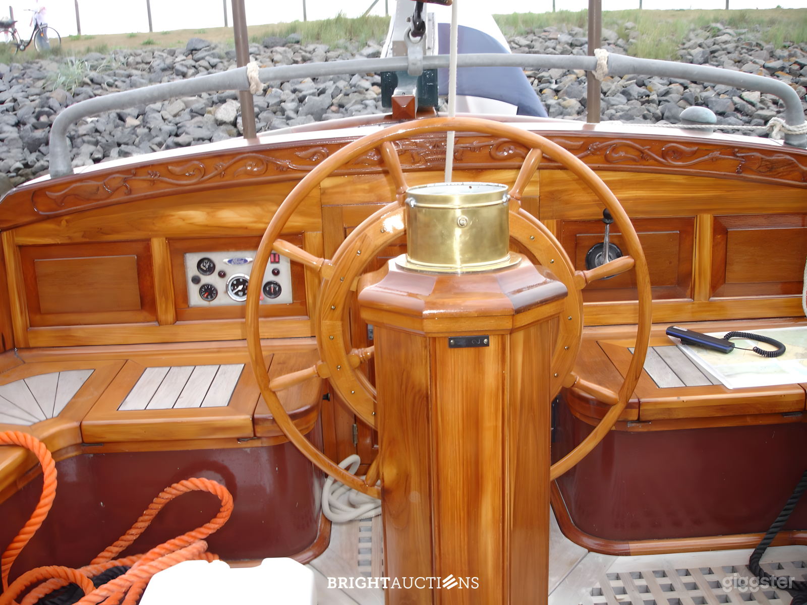 Klassisches niederländisches Segelschiff Foto 4