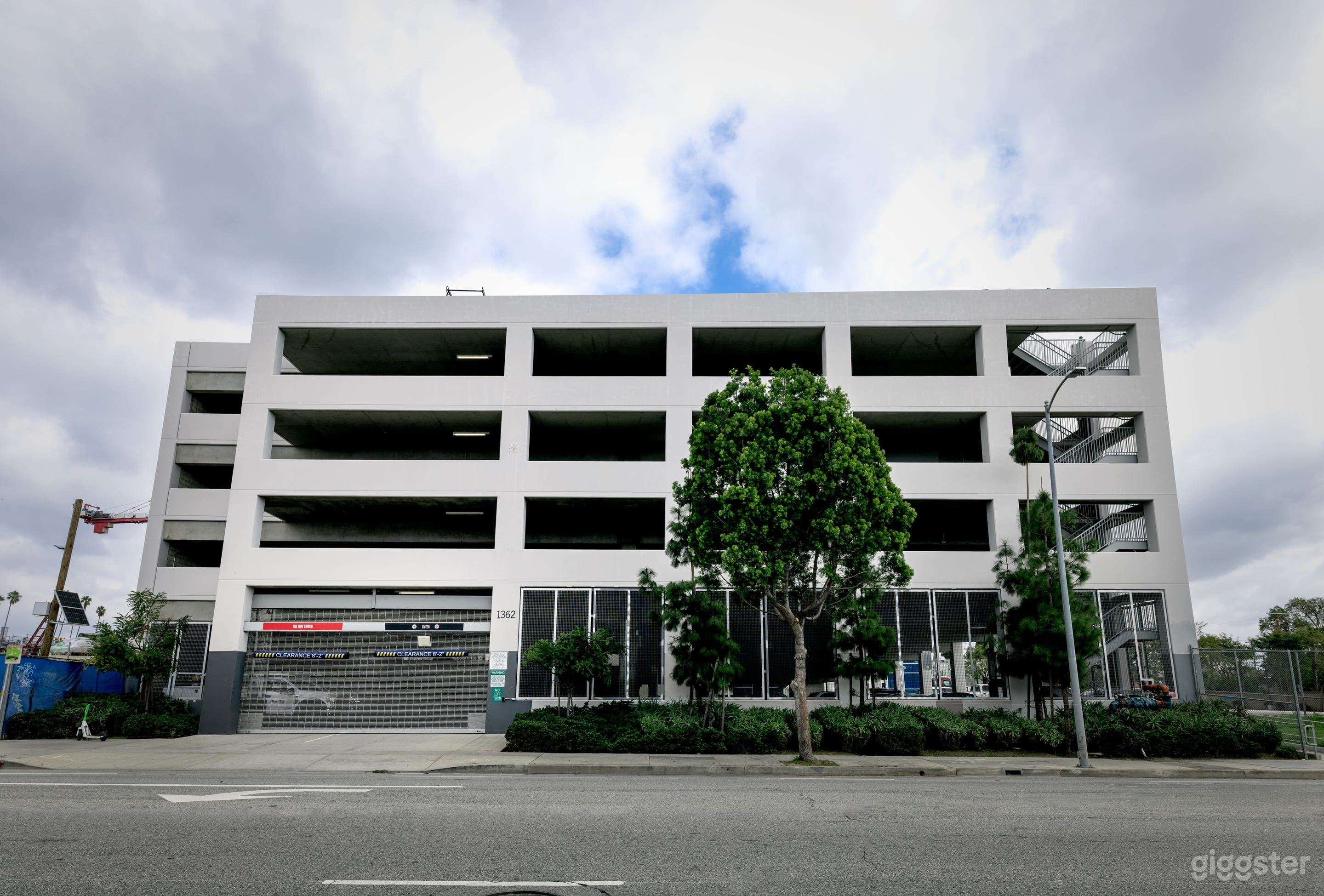 Front of the structure on Western