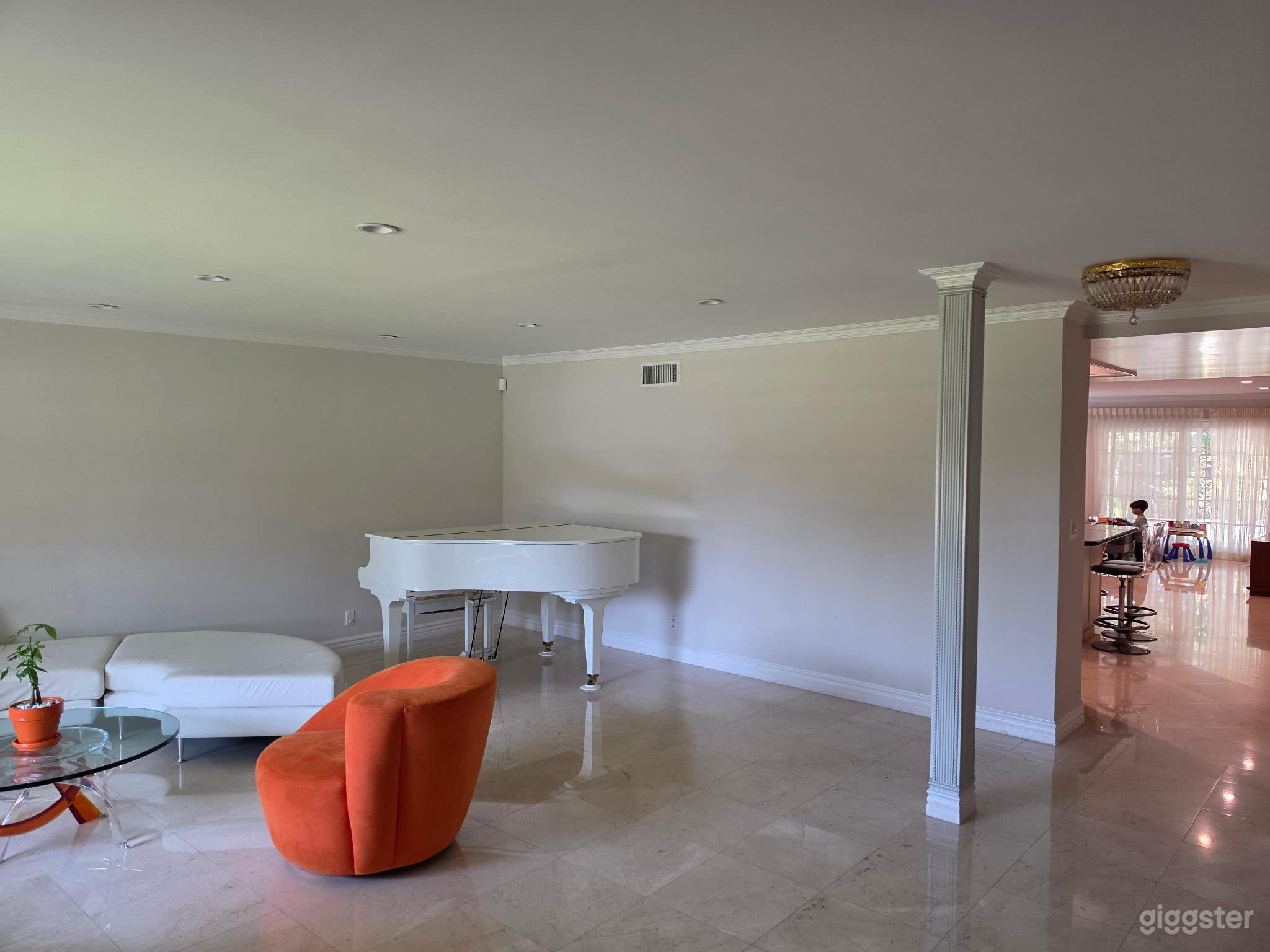 Million dollar home w Grand Piano Photo 3