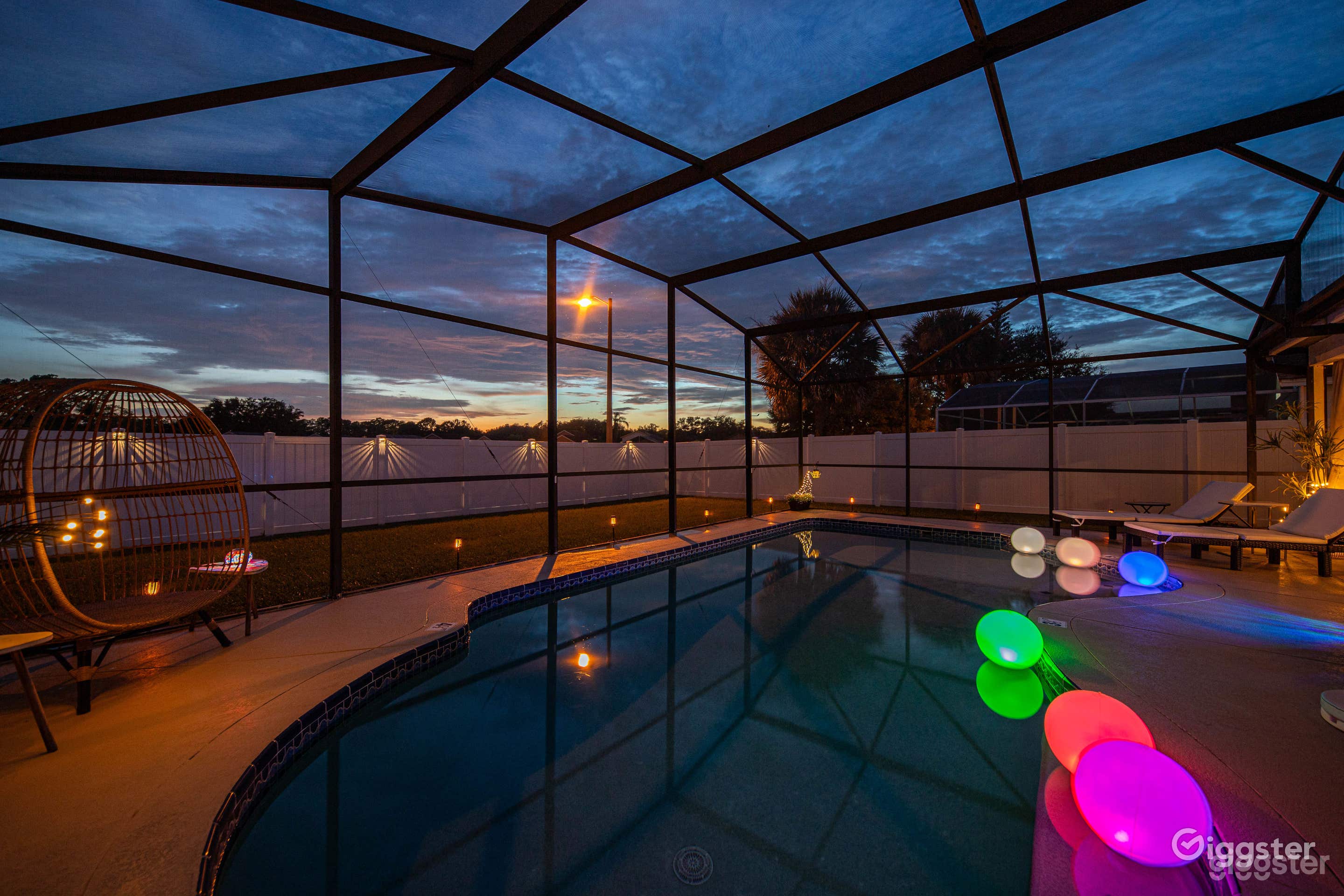 Glow up Party Private Pool Photo 3