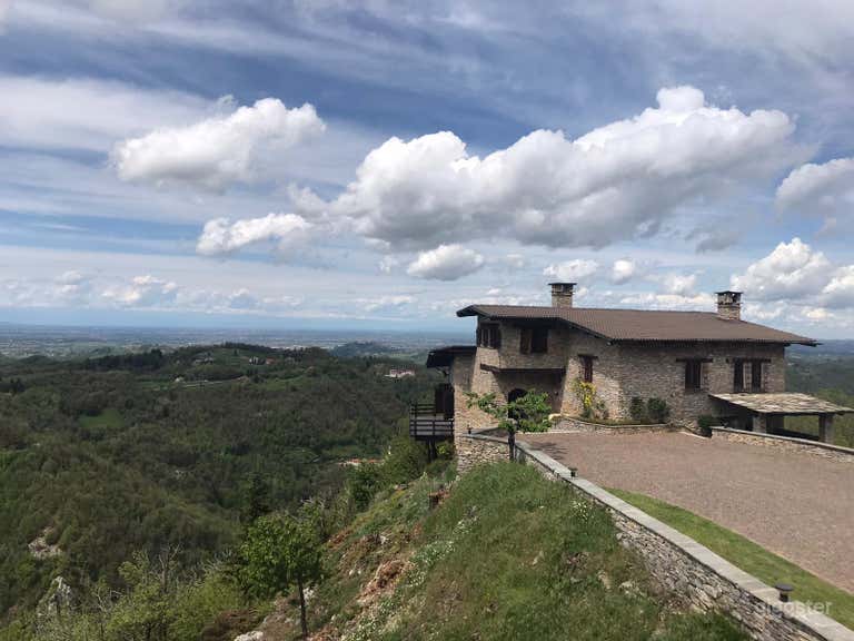  Villa San Bernardo 