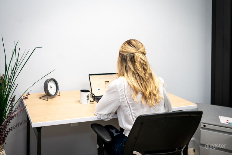  Private Office #9 for 2-3 people 