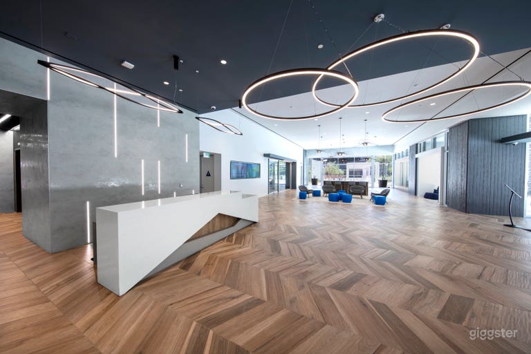  La Lobby Flyte 