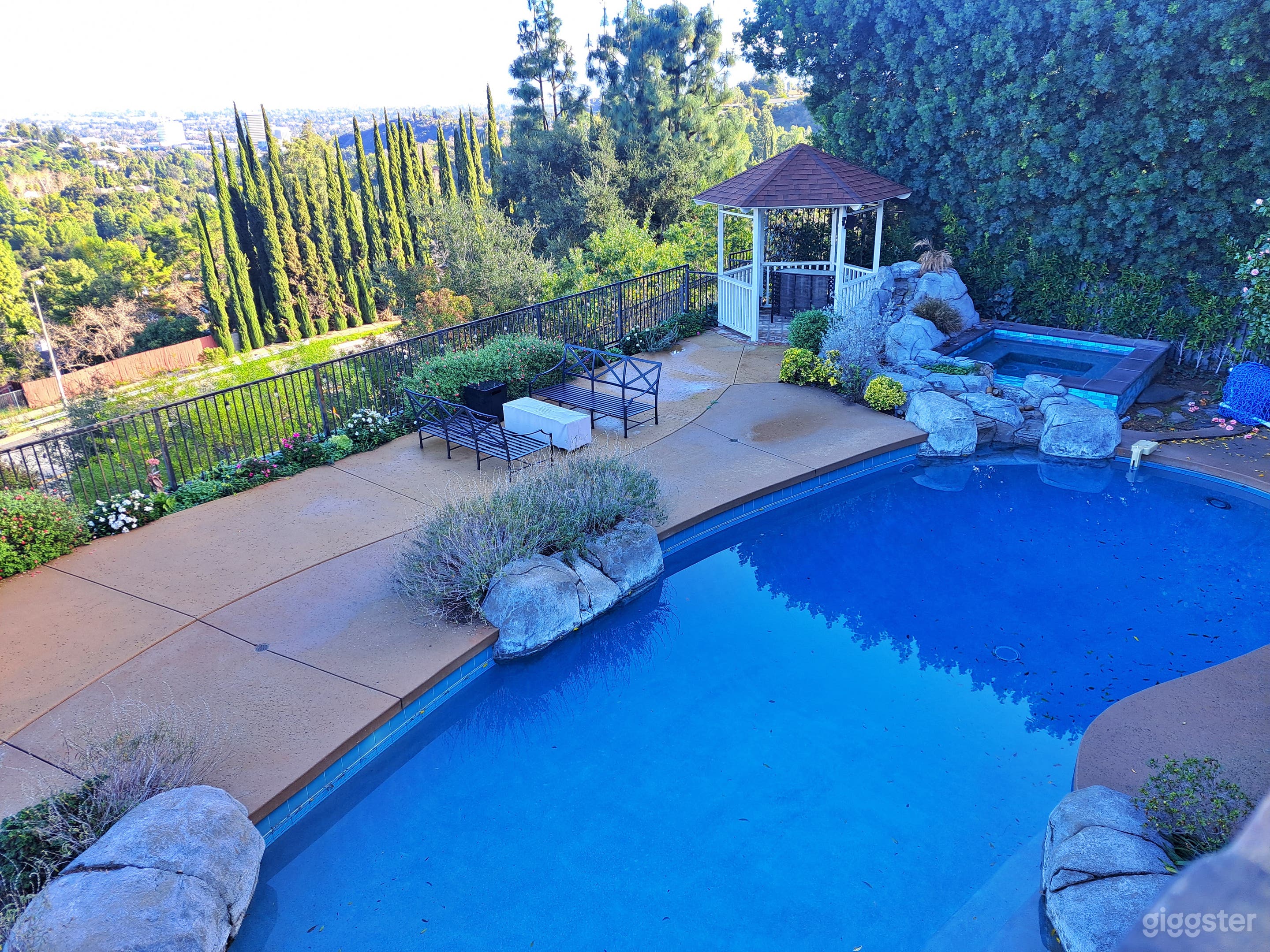 Pool, Spa and Gazebo with Scenic Views Photo 3