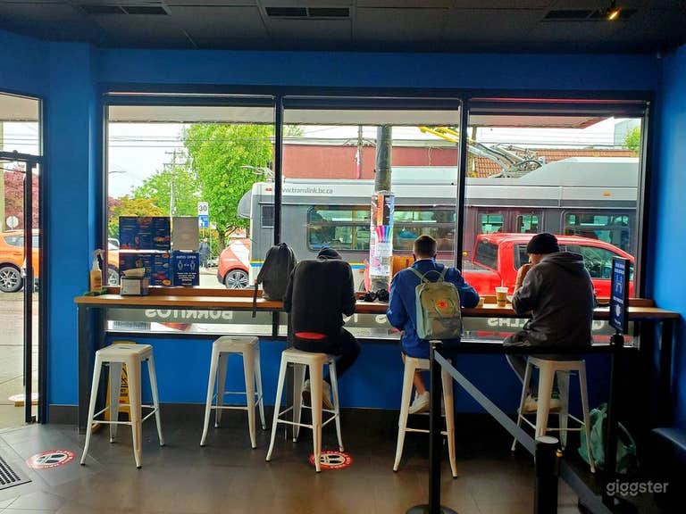  Bar with street view 