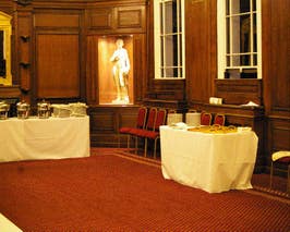  Historic Oak Panelled Hall in London  