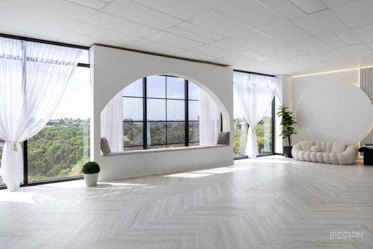  Estudio todo en uno con luz natural soñadora en Braybrook. 