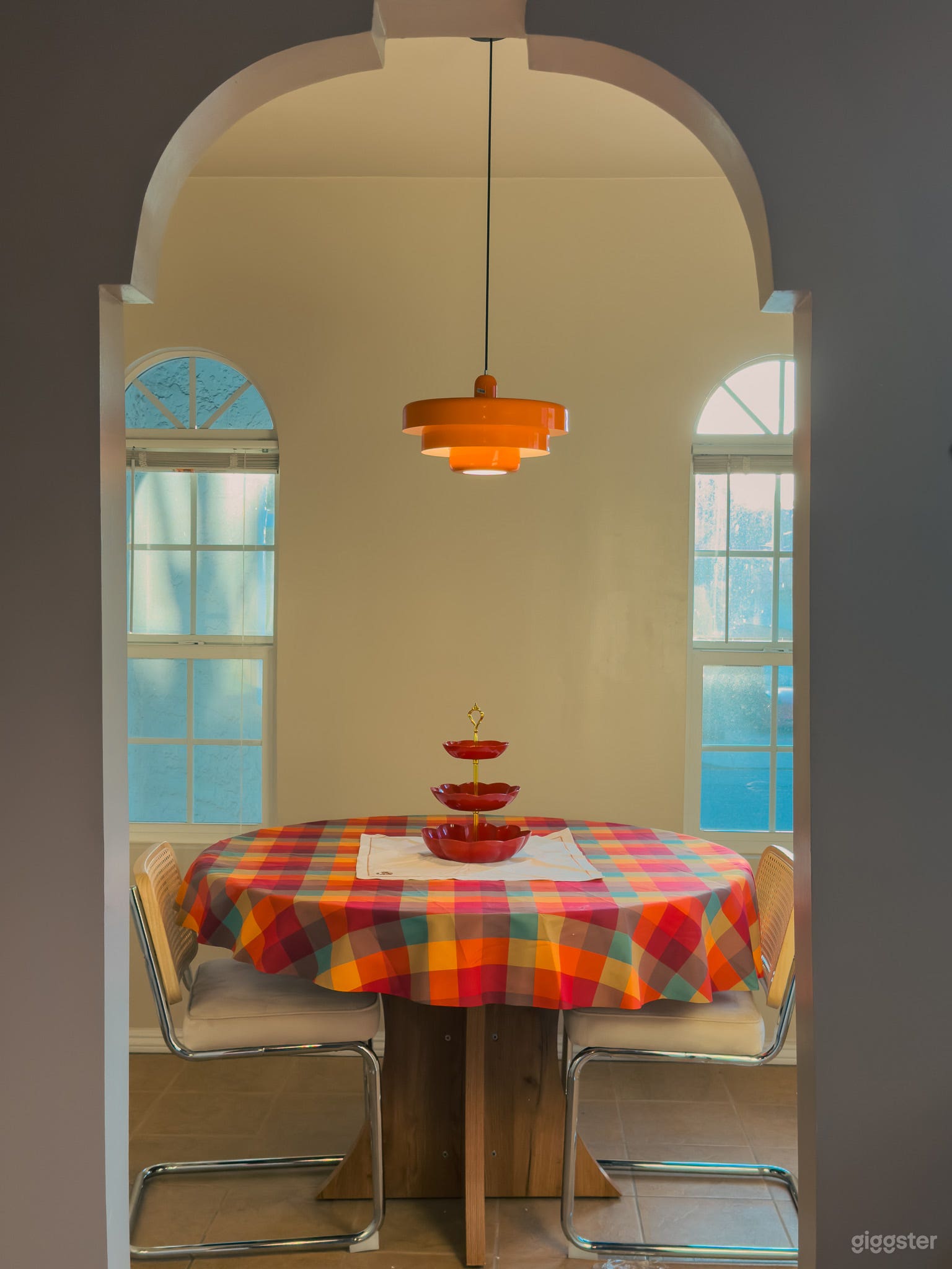 Vintage 70s Mid-Century House #333 Photo 2