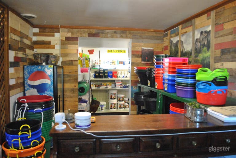  2500 Sq Ft Large Open Lot with Retail Space 