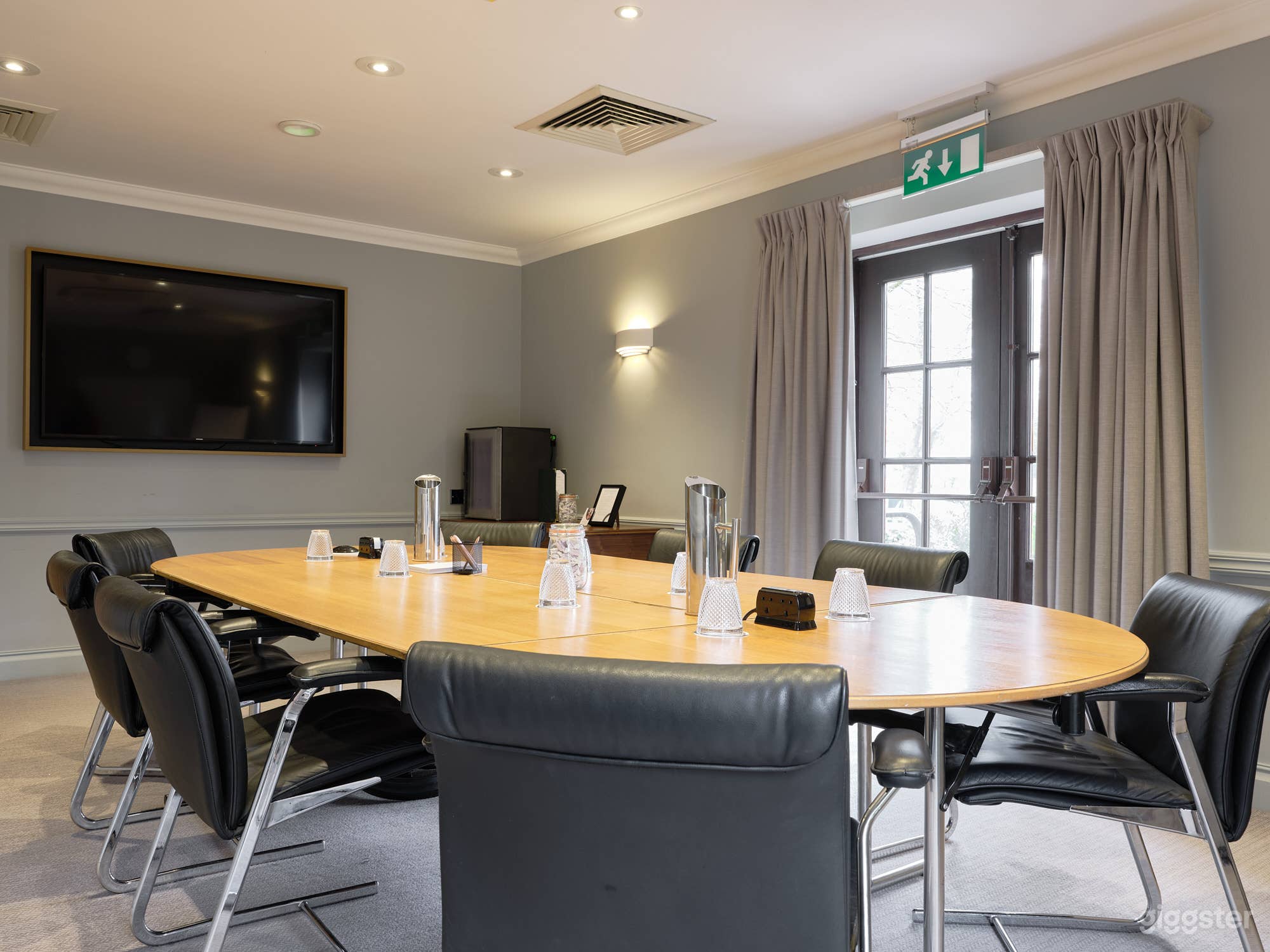 The Brixworth Room Photo 1