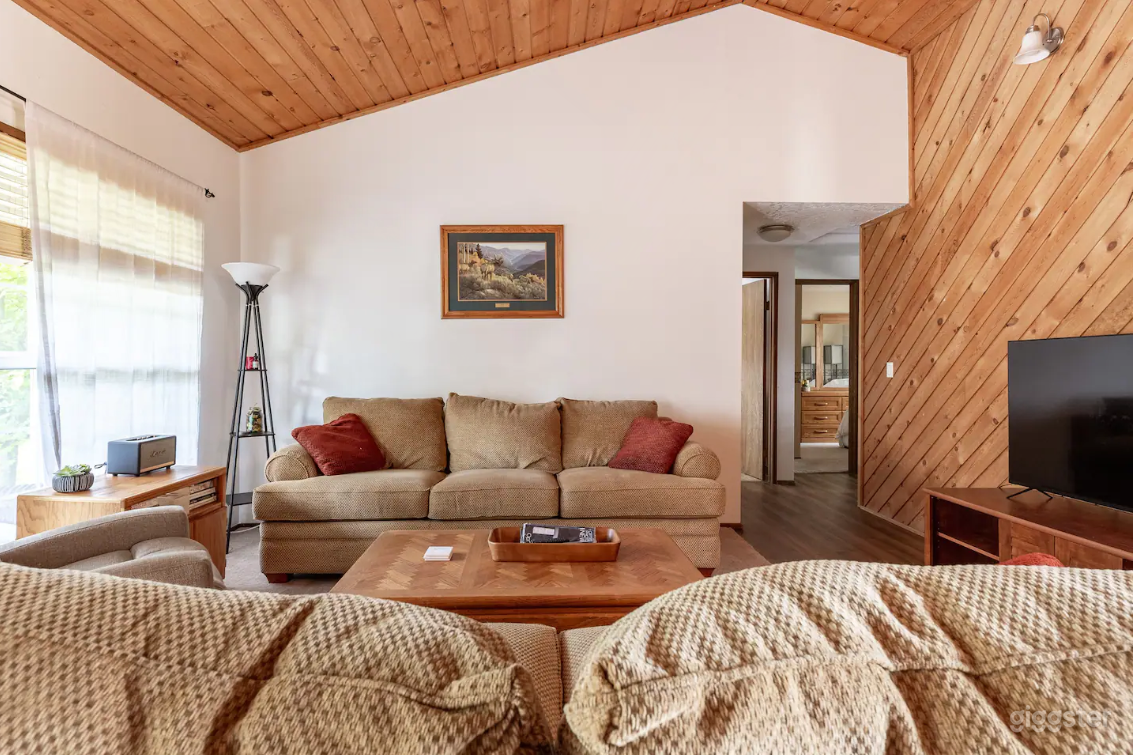 Hillsboro Hideaway Photo 1