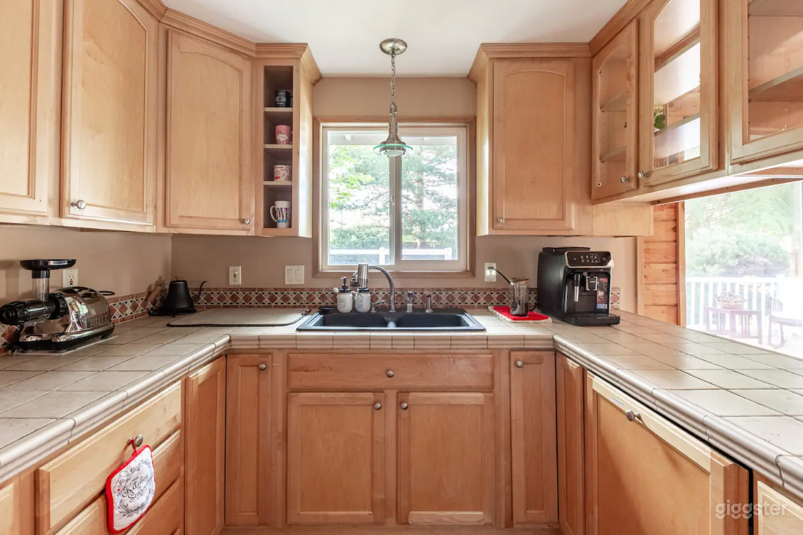 Hillsboro Hideaway Photo 3