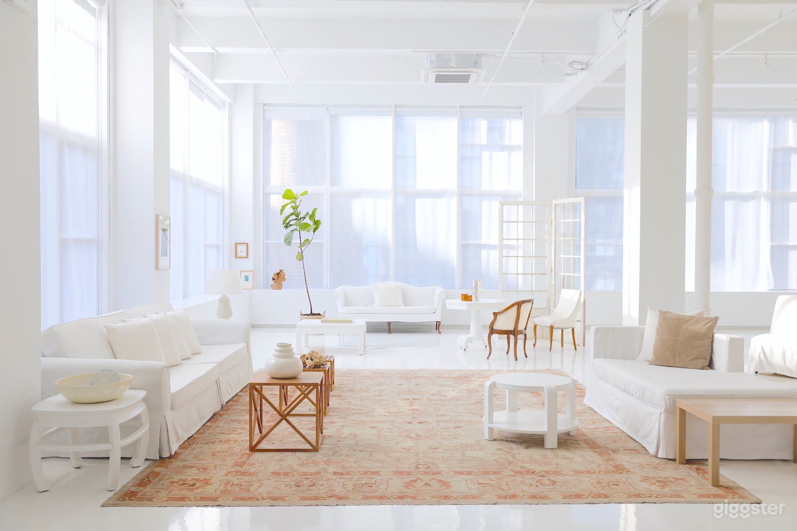 10,000 sq ft of White Boxed Space in Hudson Yards Photo 1