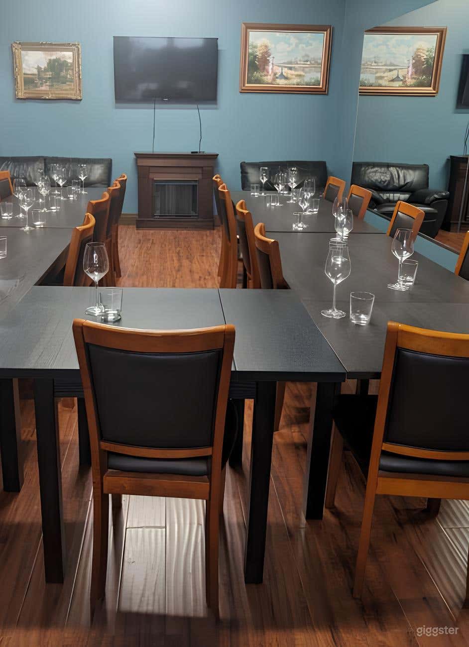 Private Meeting Room Photo 4