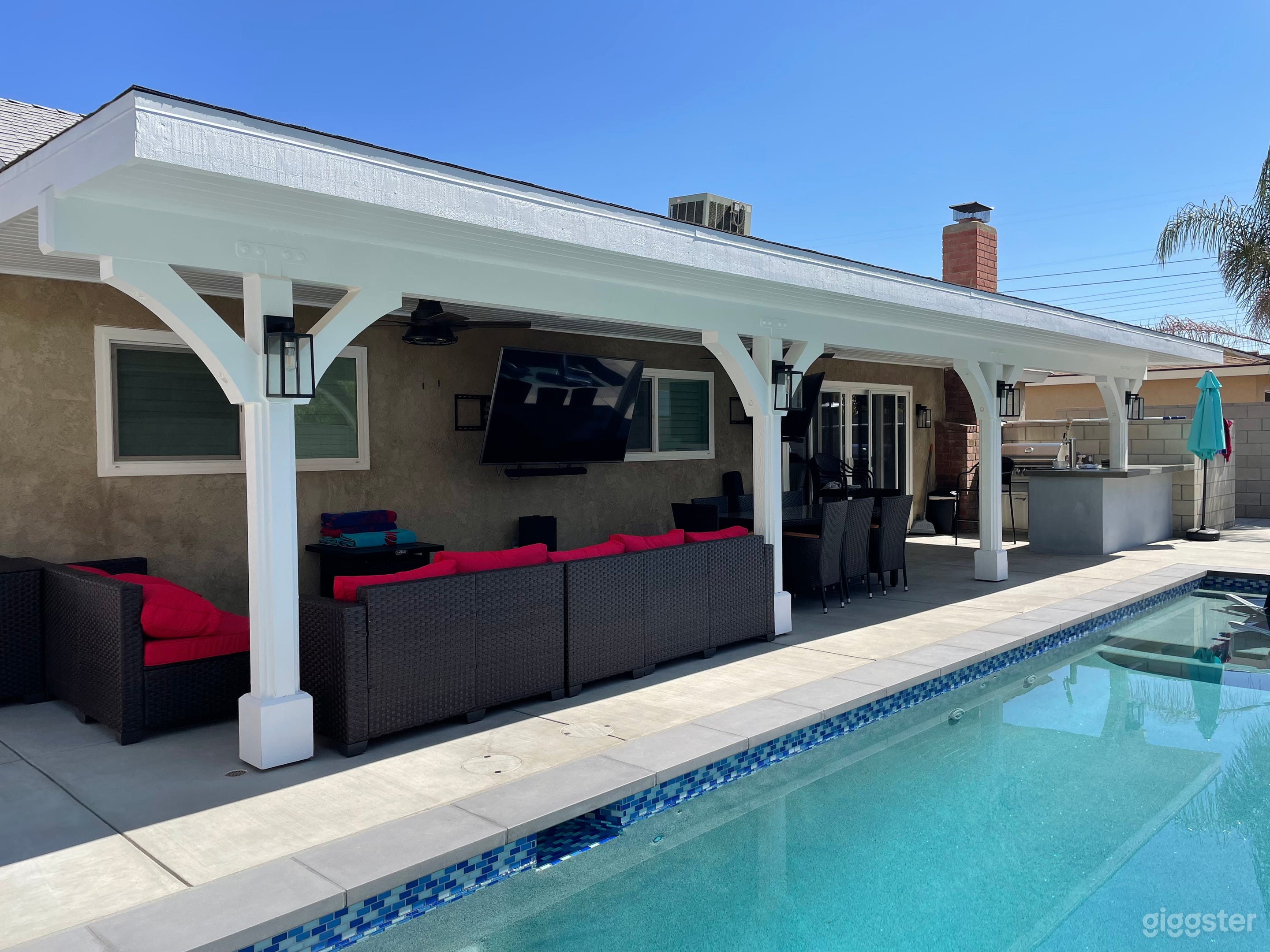 Backyard tranquility Photo 1