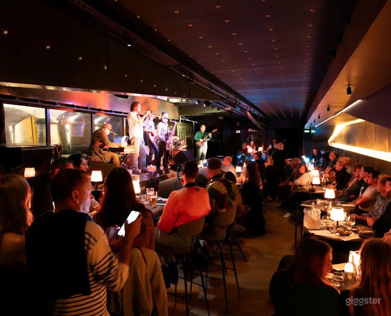  Upper Deck – Versatile Event Space 