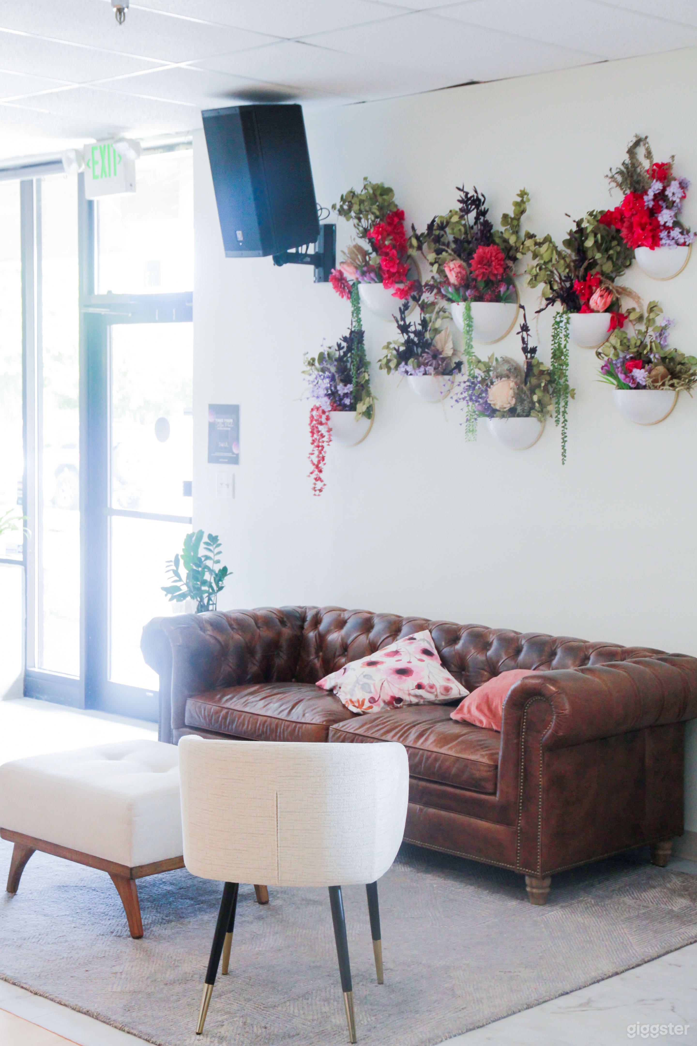 Beautiful dance studio in  Minneapolis  Photo 3