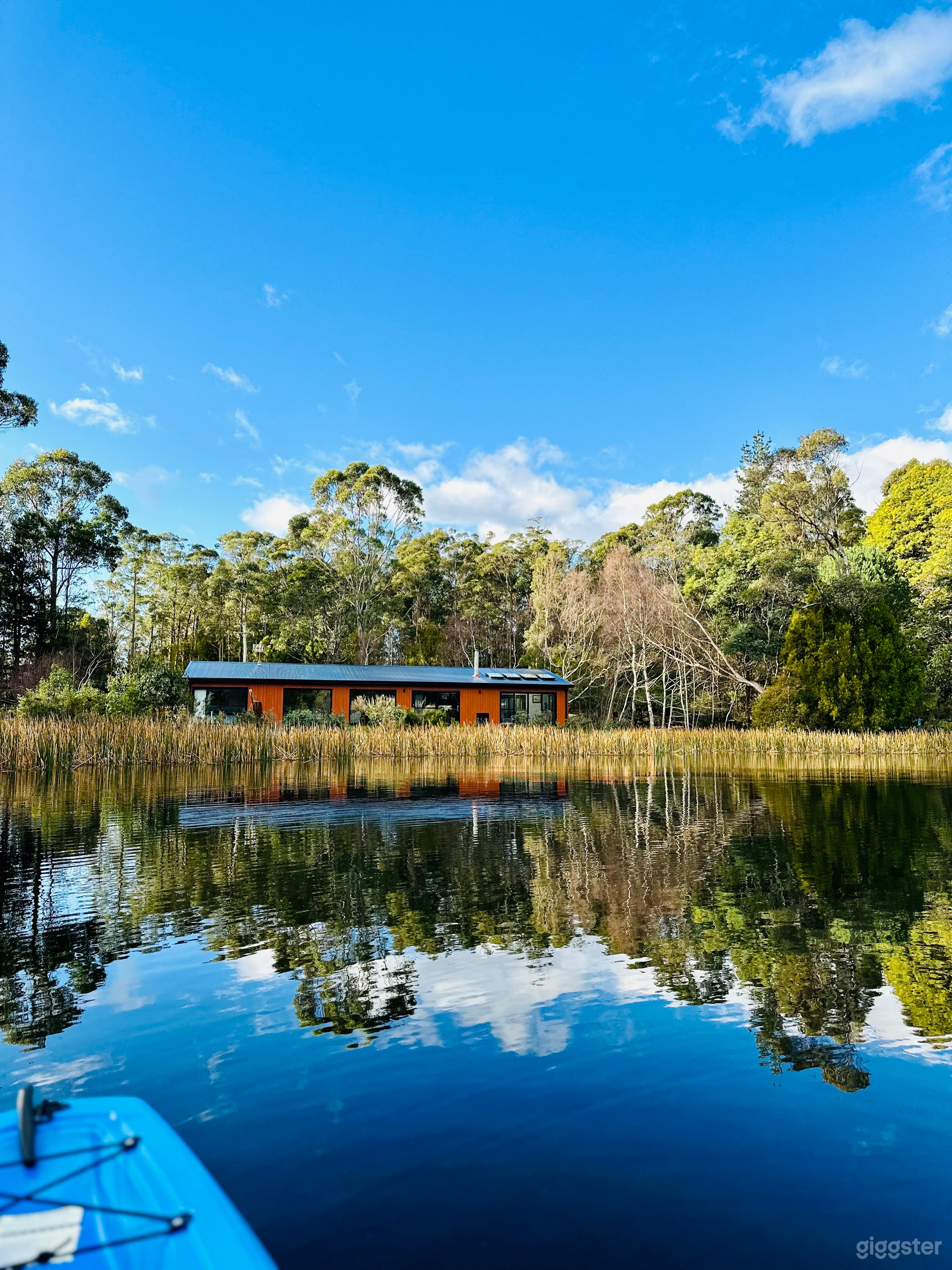 Unique and Beautiful Lake House Photo 1