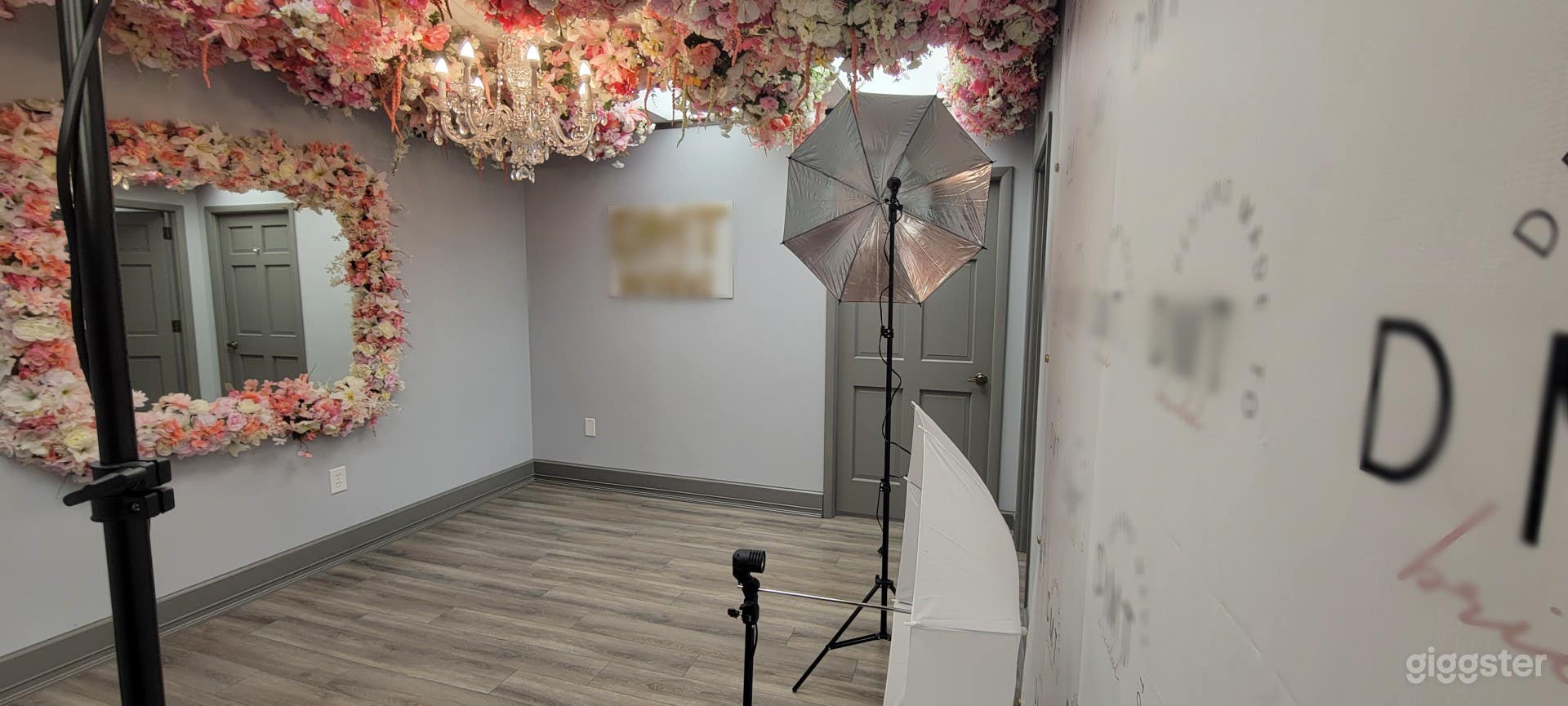 Studio Gallery in Jacksonville  Photo 4